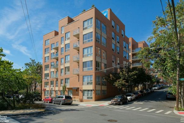 Exterior, Facade, Condo Building