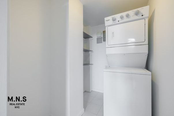 Interior, Utility Closets, Washer