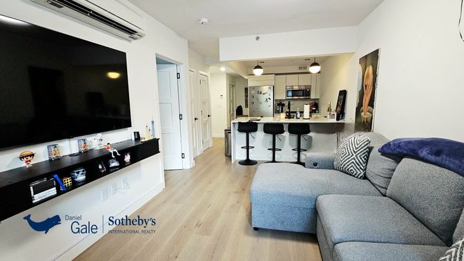 Interior, Kitchen, Living room, Pendant Lights, Stainless Steel Appliances, Wood Texture Flooring