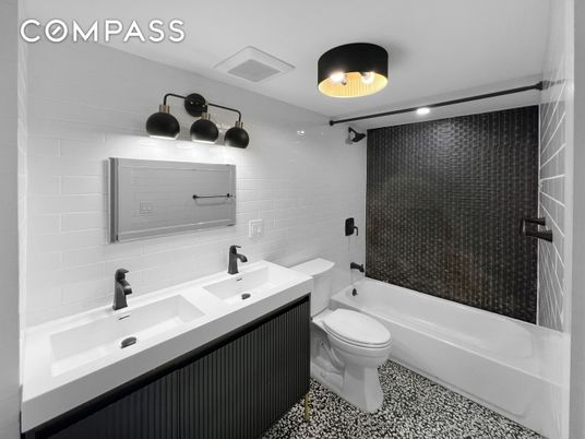 Bathroom, Interior, Recessed Lighting