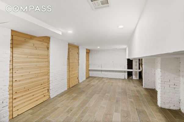 Empty room, Interior, Recessed Lighting, Wood Texture Flooring, Wooden Walls