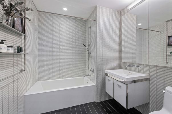 Bathroom, Interior, Recessed Lighting