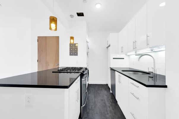 Interior, Kitchen, Pendant Lights, Recessed Lighting