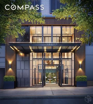 Exterior, Facade, Modern