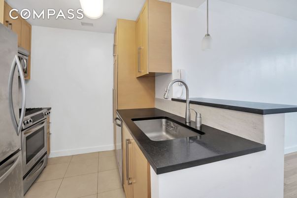Interior, Kitchen, Pendant Lights, Stainless Steel Appliances