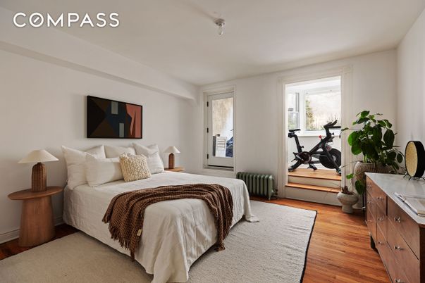 Bedroom, Fitness Equipment, Interior, Wood Texture Flooring