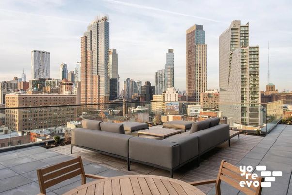 Exterior, Other, Skyline