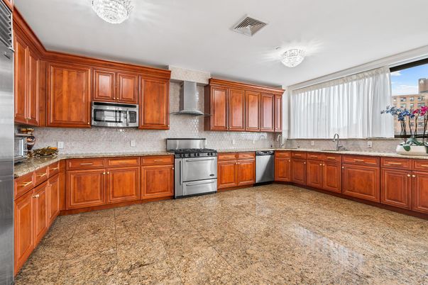 Interior, Kitchen, Stainless Steel Appliances