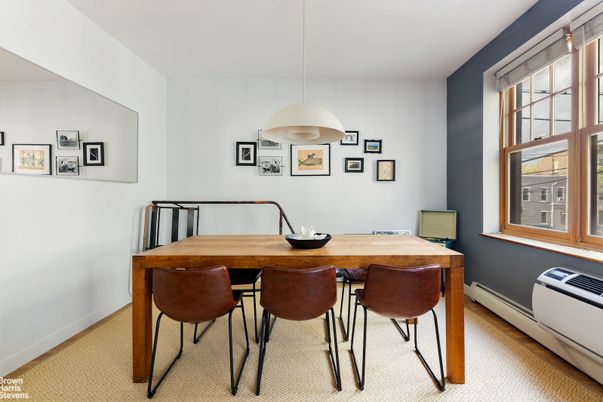 Dining room, Interior, Pendant Lights