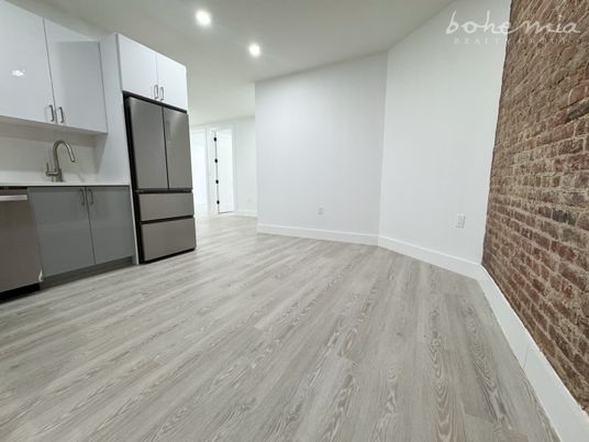 Interior, Kitchen, Recessed Lighting, Stone Walls, Wood Texture Flooring