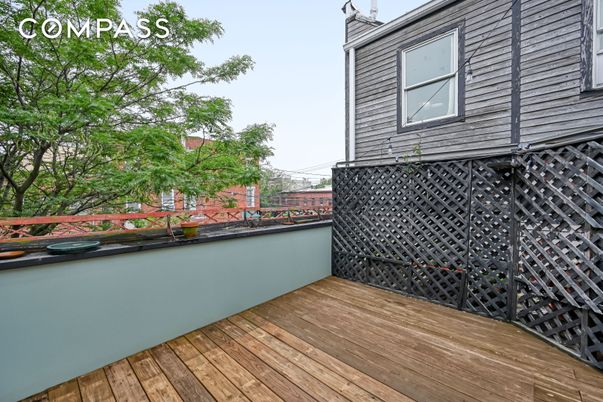 Exterior, Wood Texture Flooring