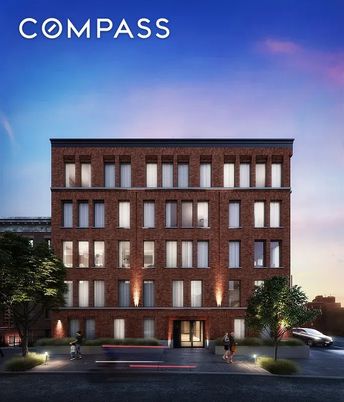 Exterior, Facade, Brick Facade, Chicago School