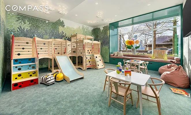 Interior, Playground, Recessed Lighting