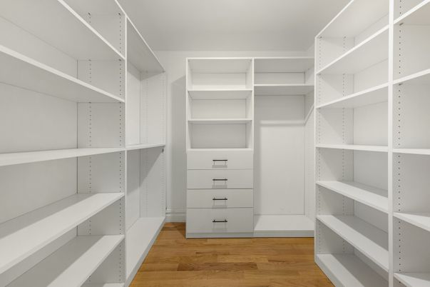 Interior, Walk-in Closets, Wood Texture Flooring