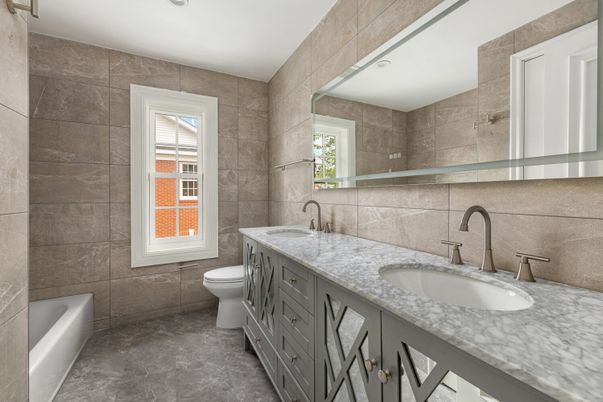 Bathroom, Dual Sink Vanities, Interior