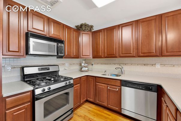 Interior, Kitchen, Stainless Steel Appliances, Wood Texture Flooring