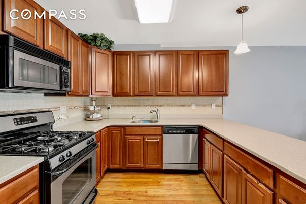 Interior, Kitchen, Pendant Lights, Stainless Steel Appliances, Wood Texture Flooring