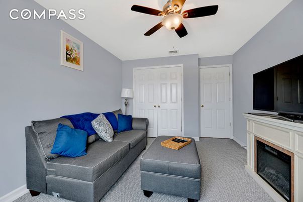 Fireplace, Interior, Living room