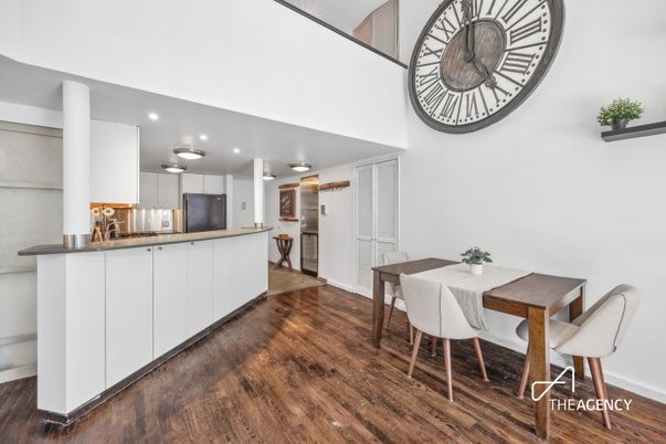 Dining room, Interior, Kitchen, Recessed Lighting, Wood Texture Flooring