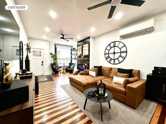 Interior, Living room, Recessed Lighting, Wood Texture Flooring