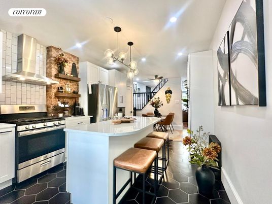 Dining room, Interior, Kitchen, Pendant Lights, Recessed Lighting, Stainless Steel Appliances