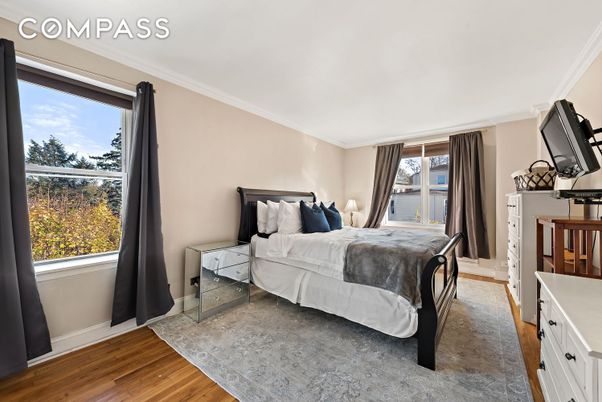 Bedroom, Interior, Water, Wood Texture Flooring