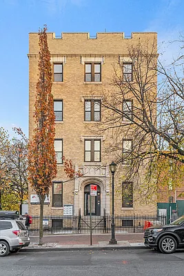 Exterior, Facade, Brick Facade, Rowhouse