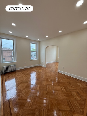 Empty room, Interior, Recessed Lighting, Wood Texture Flooring