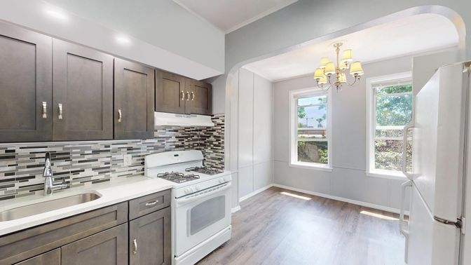 Chandelier, Interior, Kitchen, Wood Texture Flooring