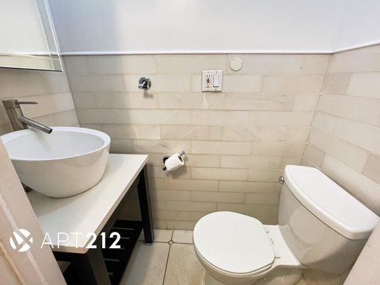 Bathroom, Free Standing Baths, Interior
