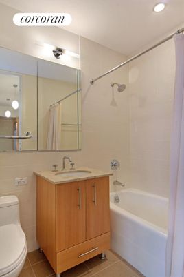 Bathroom, Interior, Recessed Lighting