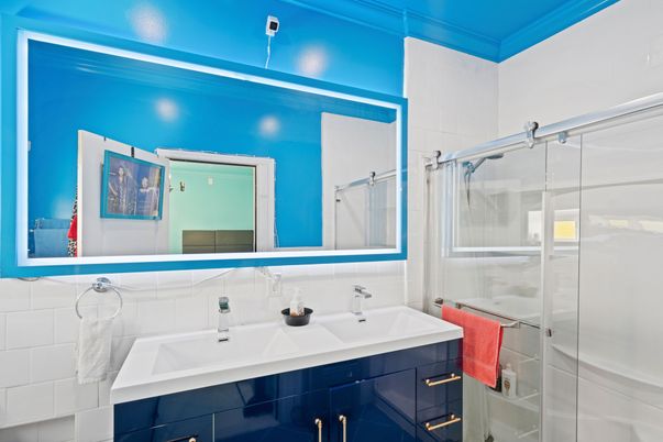 Bathroom, Glass Shower, Interior
