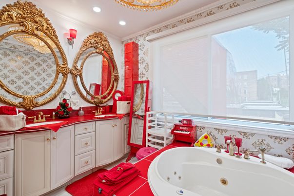 Bathroom, Interior, Recessed Lighting
