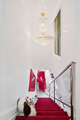 Chandelier, Interior