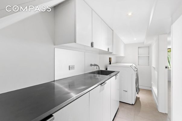 Interior, Recessed Lighting, Washer