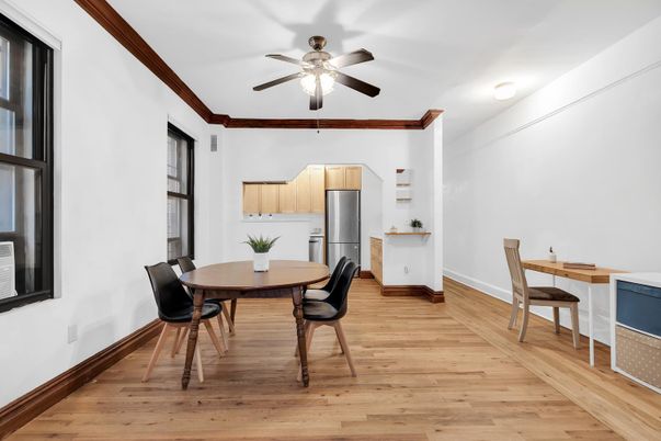 Dining room, Interior, Kitchen, Stainless Steel Appliances, Wood Texture Flooring