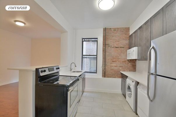 Interior, Kitchen, Stone Walls, Washer