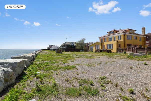 Backyard, Exterior, Water