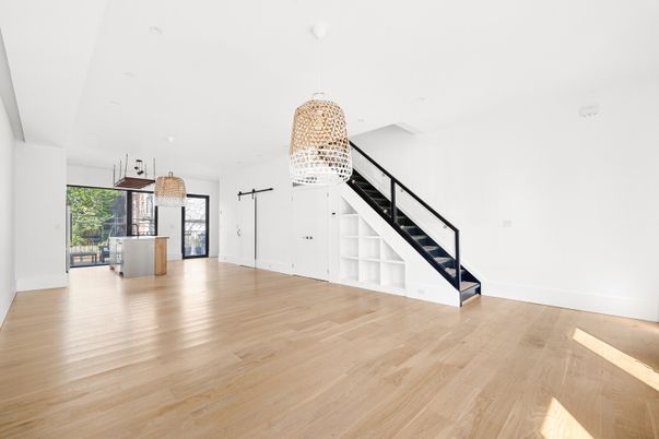 Chandelier, Empty room, Interior, Pendant Lights, Wood Texture Flooring