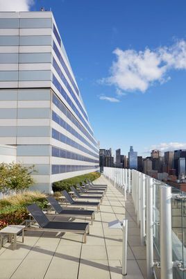 Exterior, Facade, Highrise