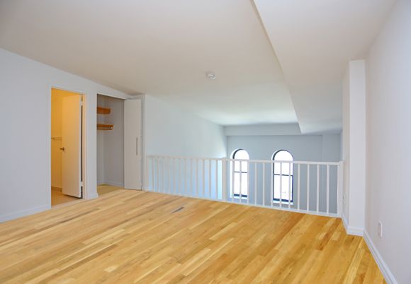 DE Listing image placeholder