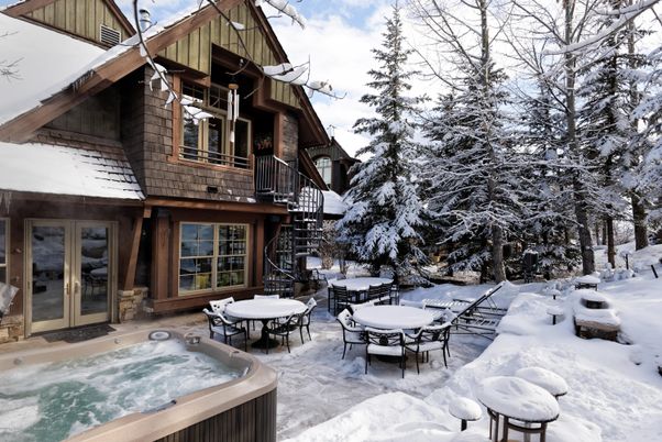 Exterior, Hot Tub