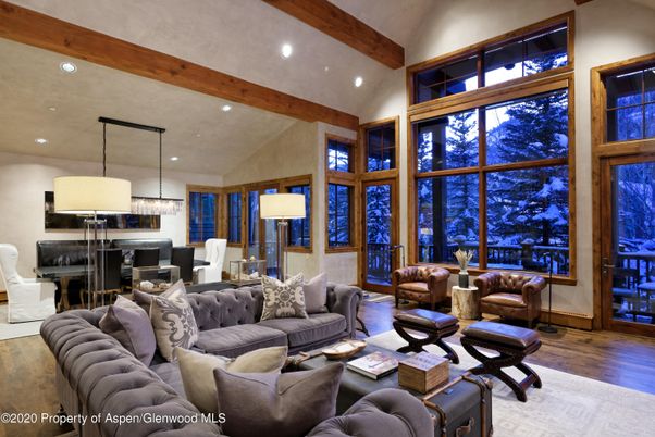 Chandelier, Dining room, Interior, Living room, Pendant Lights, Recessed Lighting, Wooden Beams, Wood Texture Flooring
