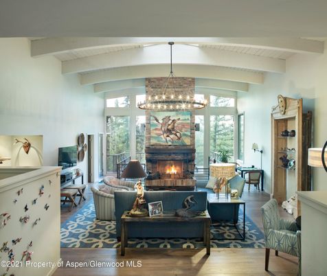 Chandelier, Fireplace, Interior, Living room, Pendant Lights, Wood Texture Flooring