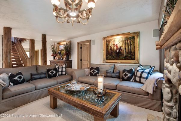 Chandelier, Interior, Living room, Recessed Lighting