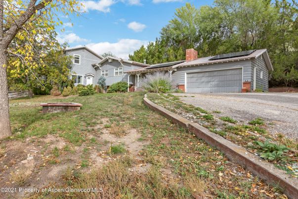 Backyard, Detached Garage, Exterior
