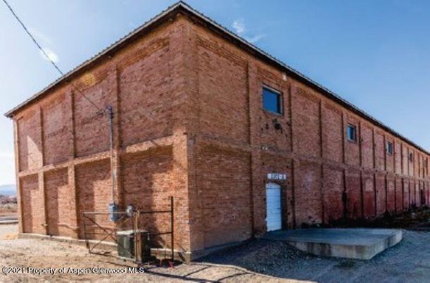 Exterior, Facade, Brick Facade, None