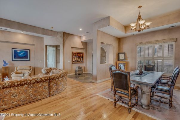 Chandelier, Dining room, Interior, Living room, Recessed Lighting, Wood Texture Flooring