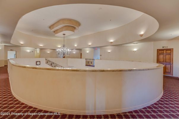 Chandelier, Interior