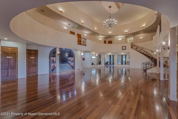 Chandelier, Interior, Recessed Lighting, Wood Texture Flooring